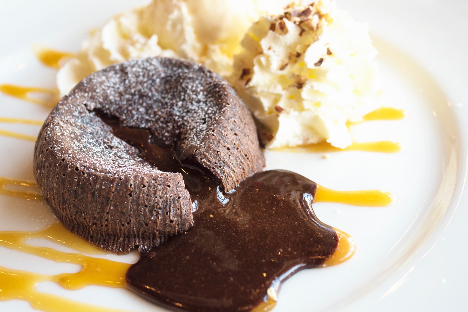 Cara Membuat Brownies Chocolate Melt yang Gooey dan Lezat