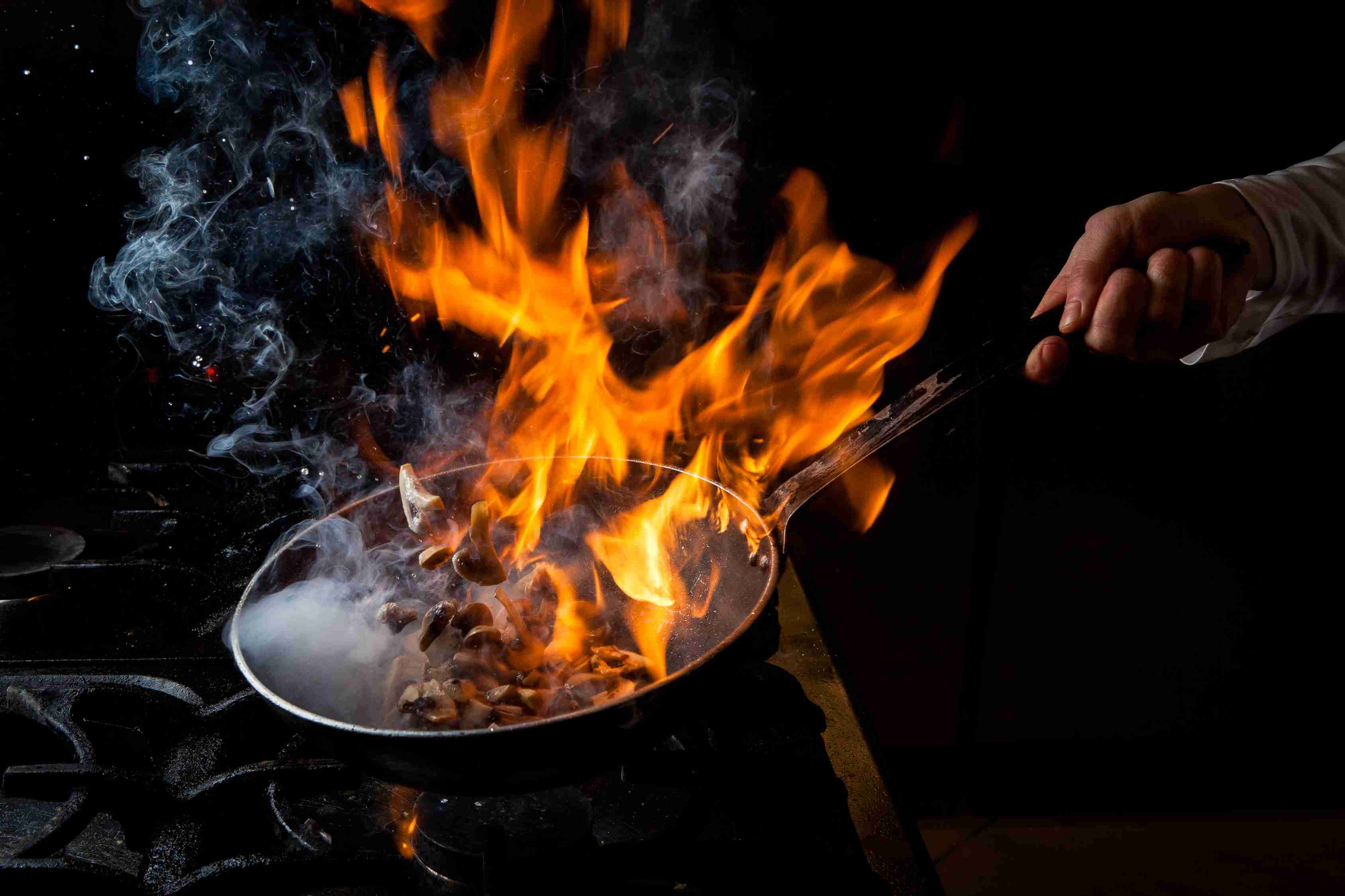 Tips Menggunakan Minyak Goreng yang Sehat