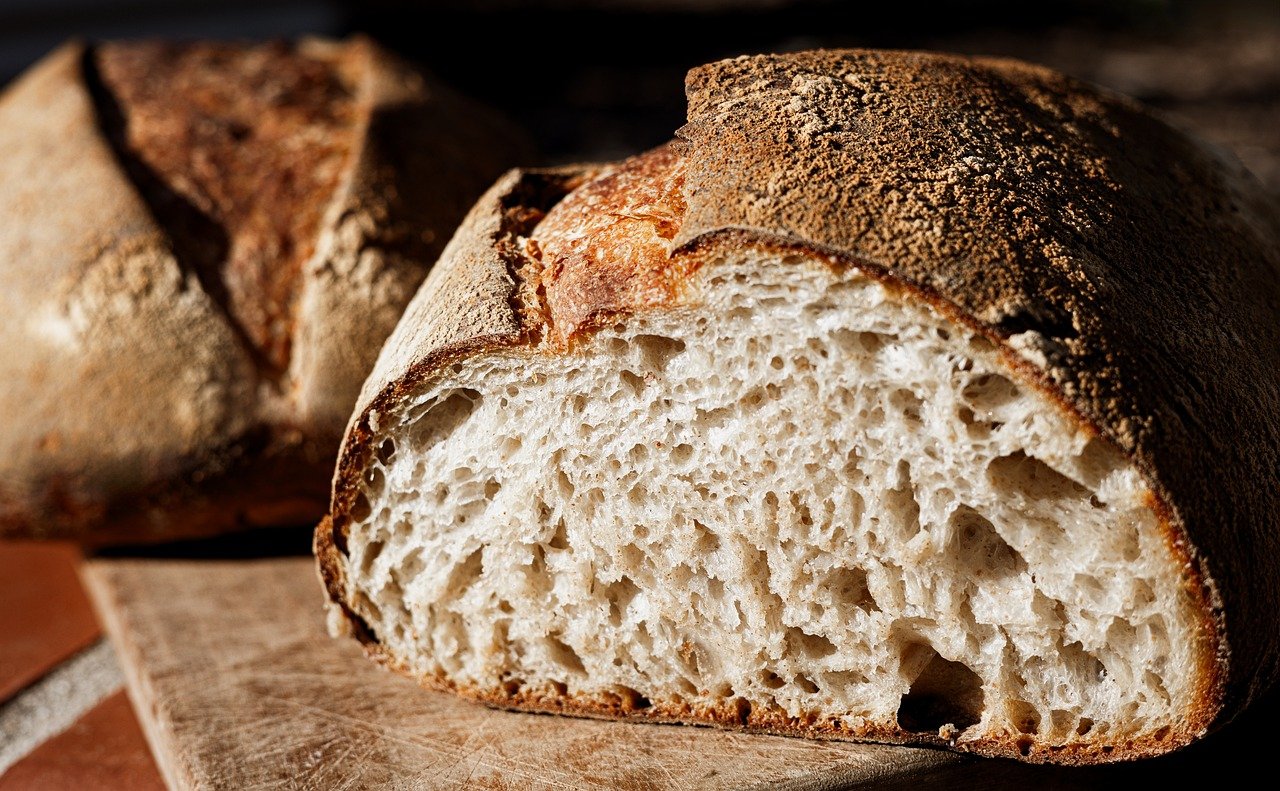 Fungsi Bread Improver dan Alternatif Bahan Alami Penggantinya